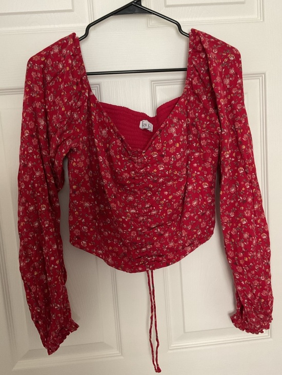 Hollister Tops - Hollister Red Floral Long-Sleeve Smocked Top